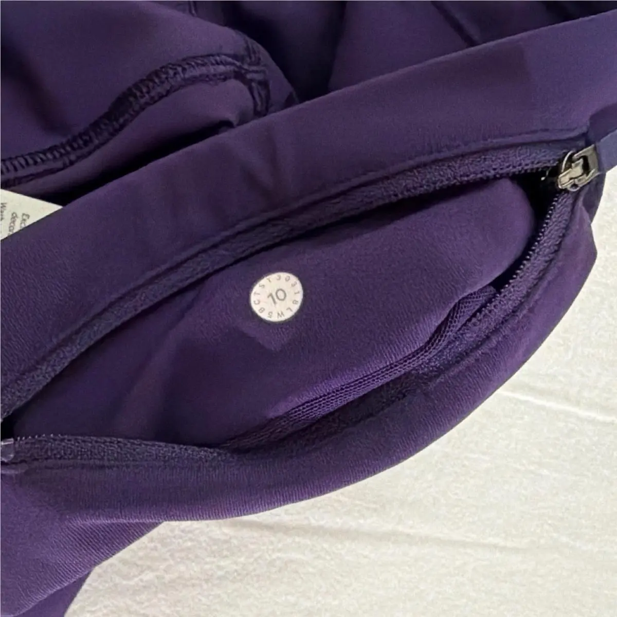 Lululemon clothing - Speed Up Tight *Mesh 28