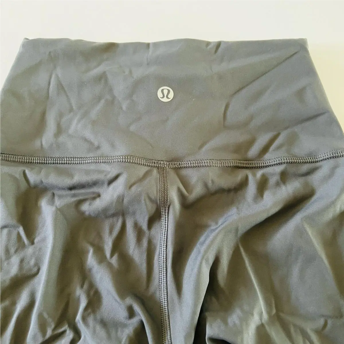 Lululemon clothing - Black 2