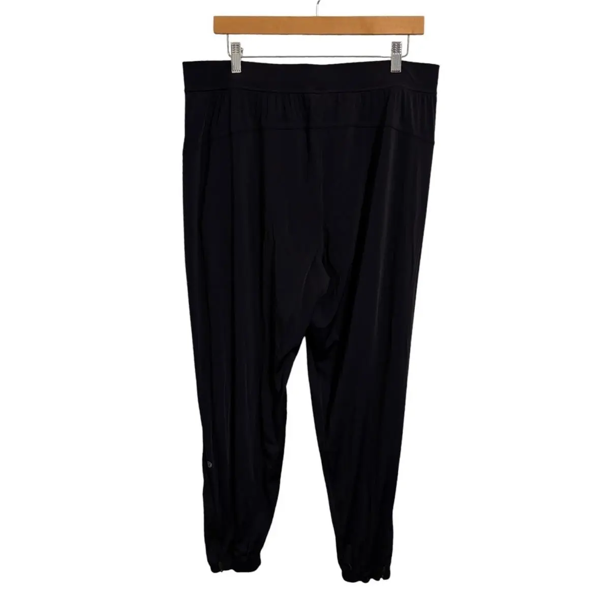 Lululemon clothing - Black 1