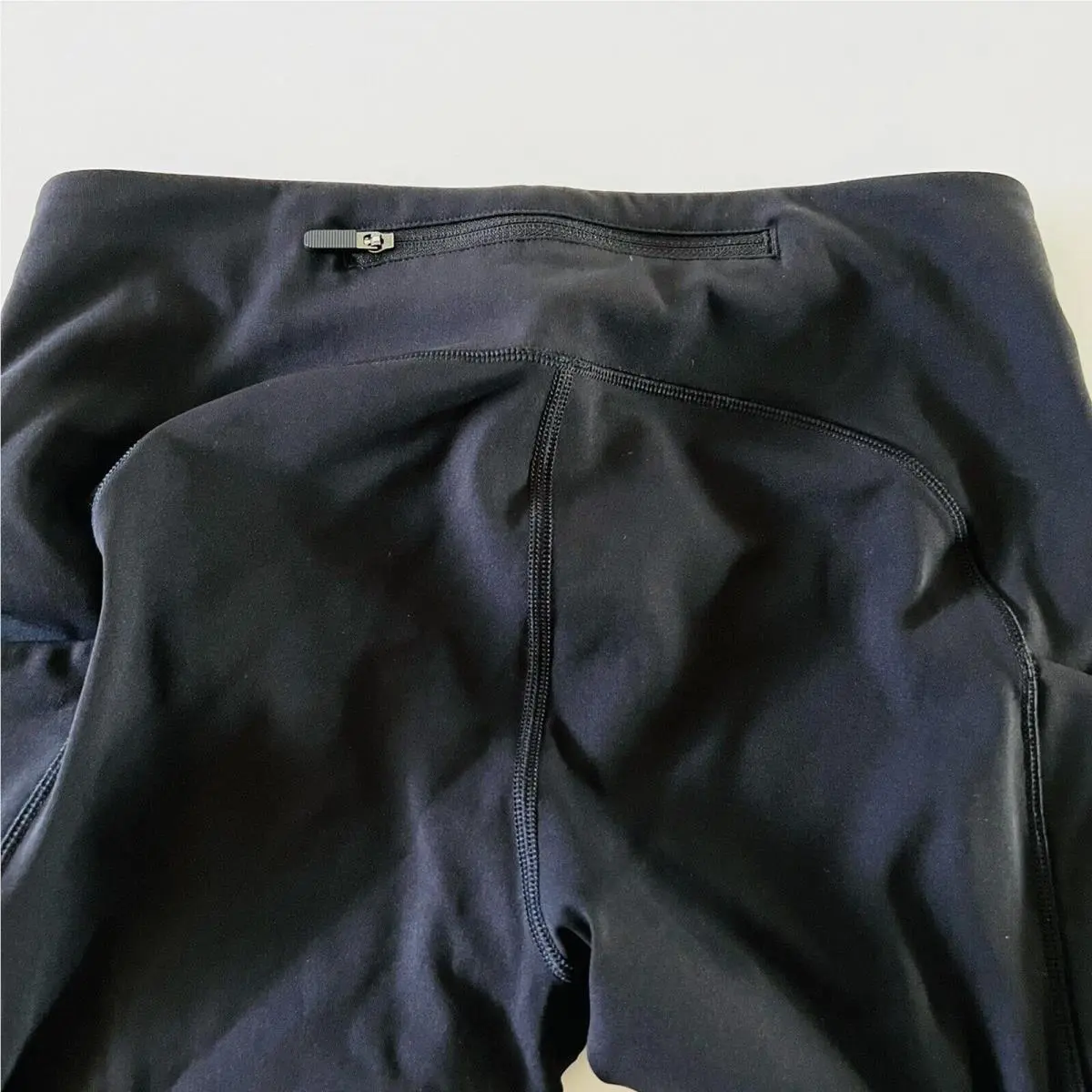 Lululemon clothing - Black 2