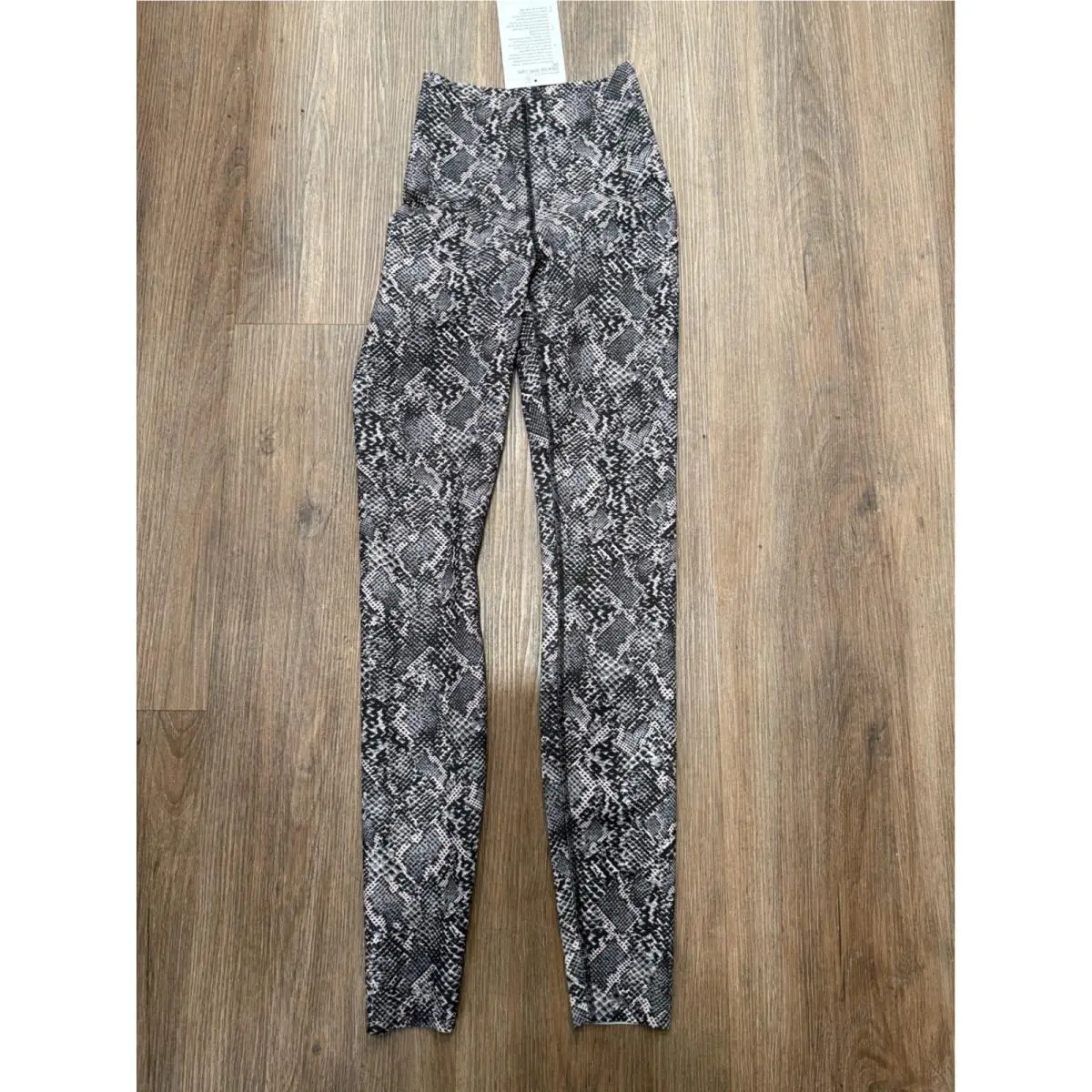 Lululemon clothing - Gray 0