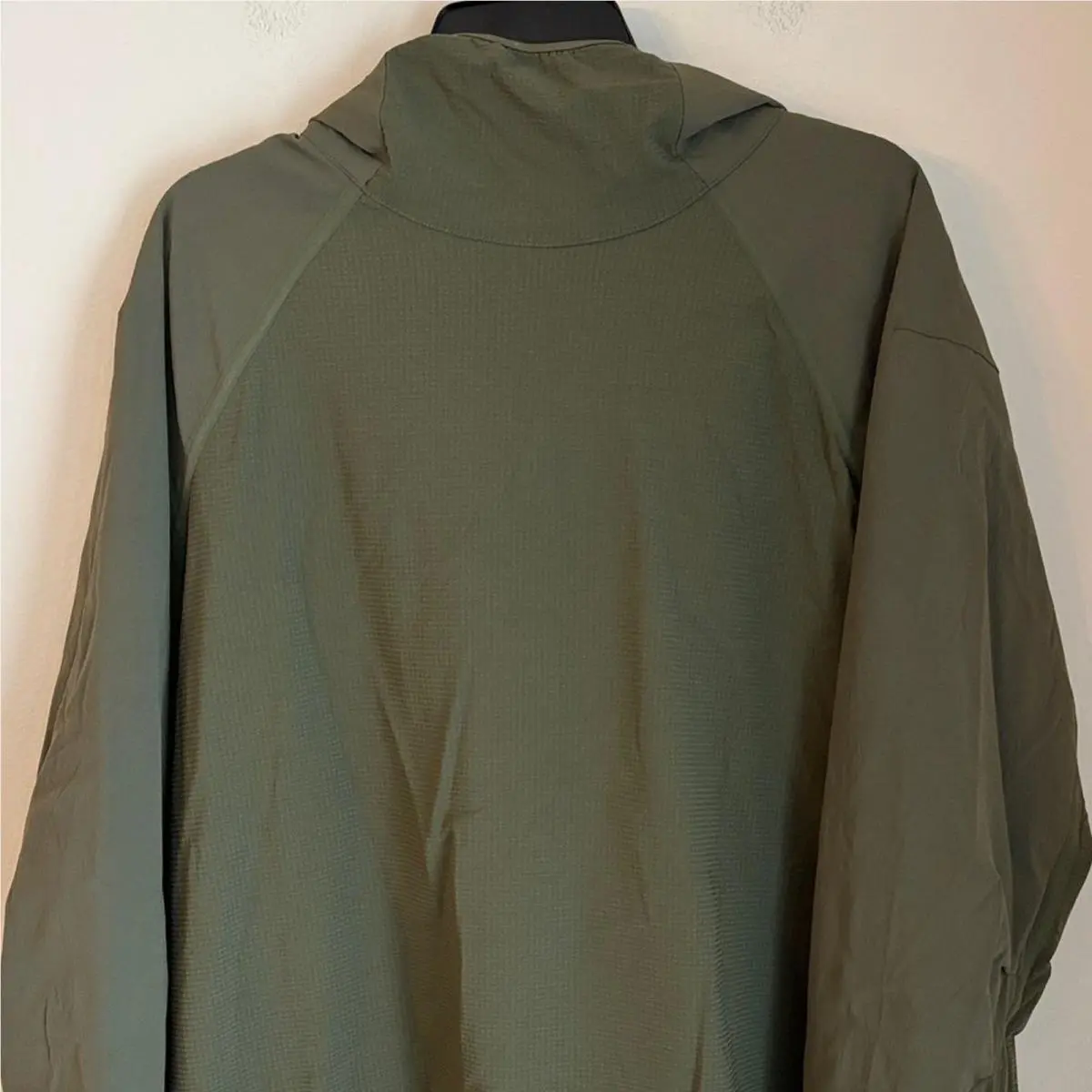 Lululemon clothing - Green 3