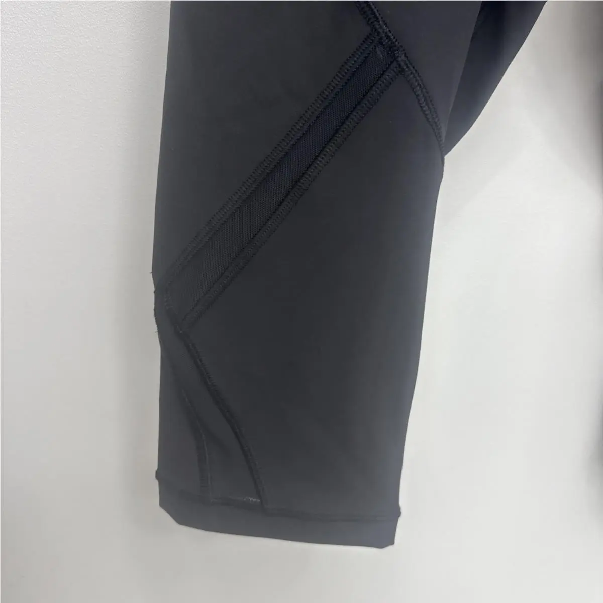 Lululemon clothing - LE6F21S - LE6F21S - Black 2