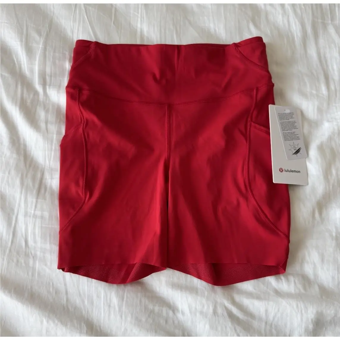 Lululemon Size 8 Fast Free HR Shorts 6” Pockets Ox Red Biker