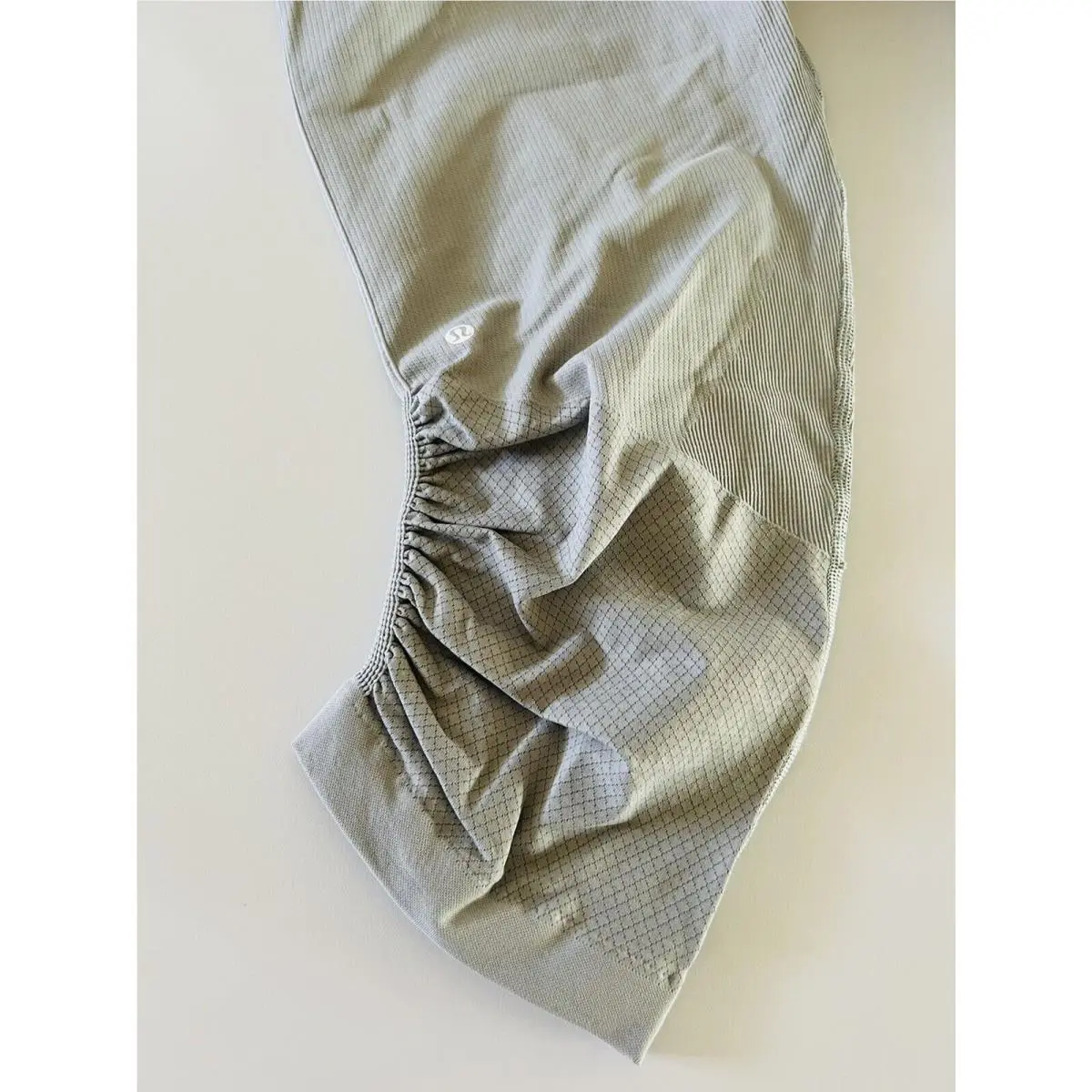 Lululemon clothing - Grey 3