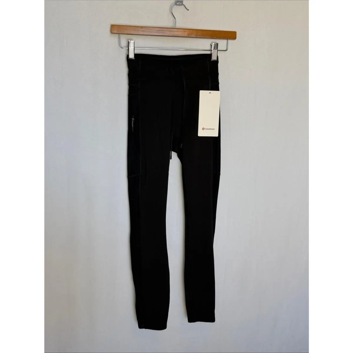 Lululemon clothing - Black 1