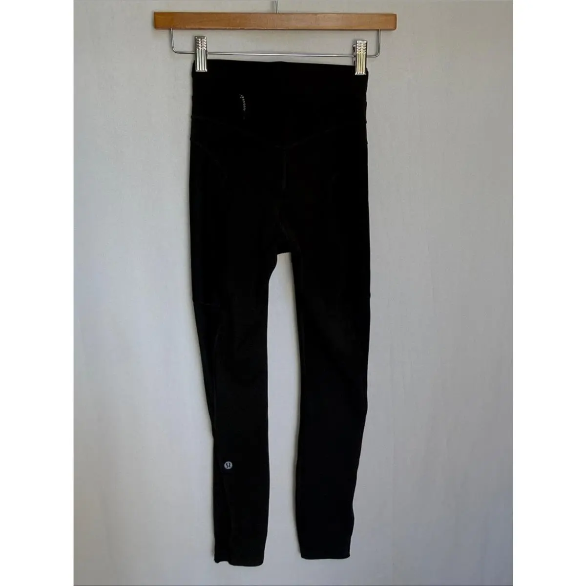 Lululemon clothing - Black 3