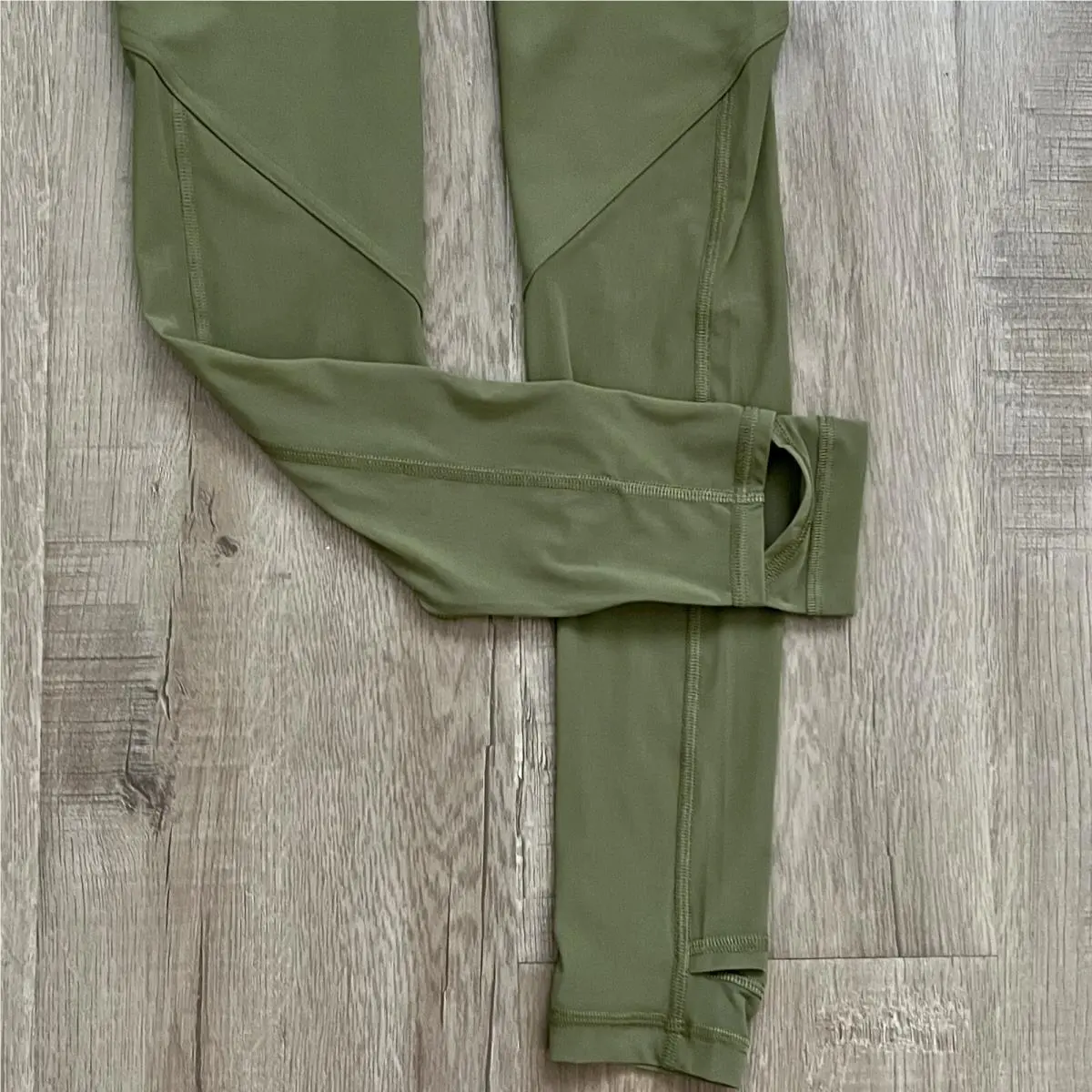 Lululemon clothing - Green 2
