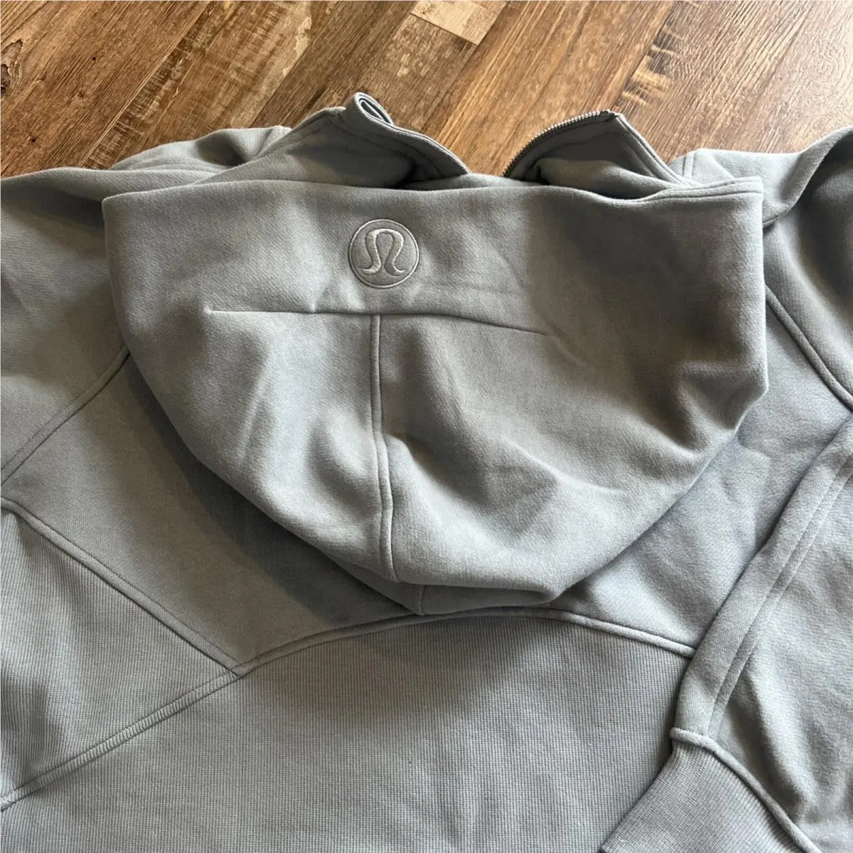 Lululemon clothing - 6810 - 6810 - Blue 2