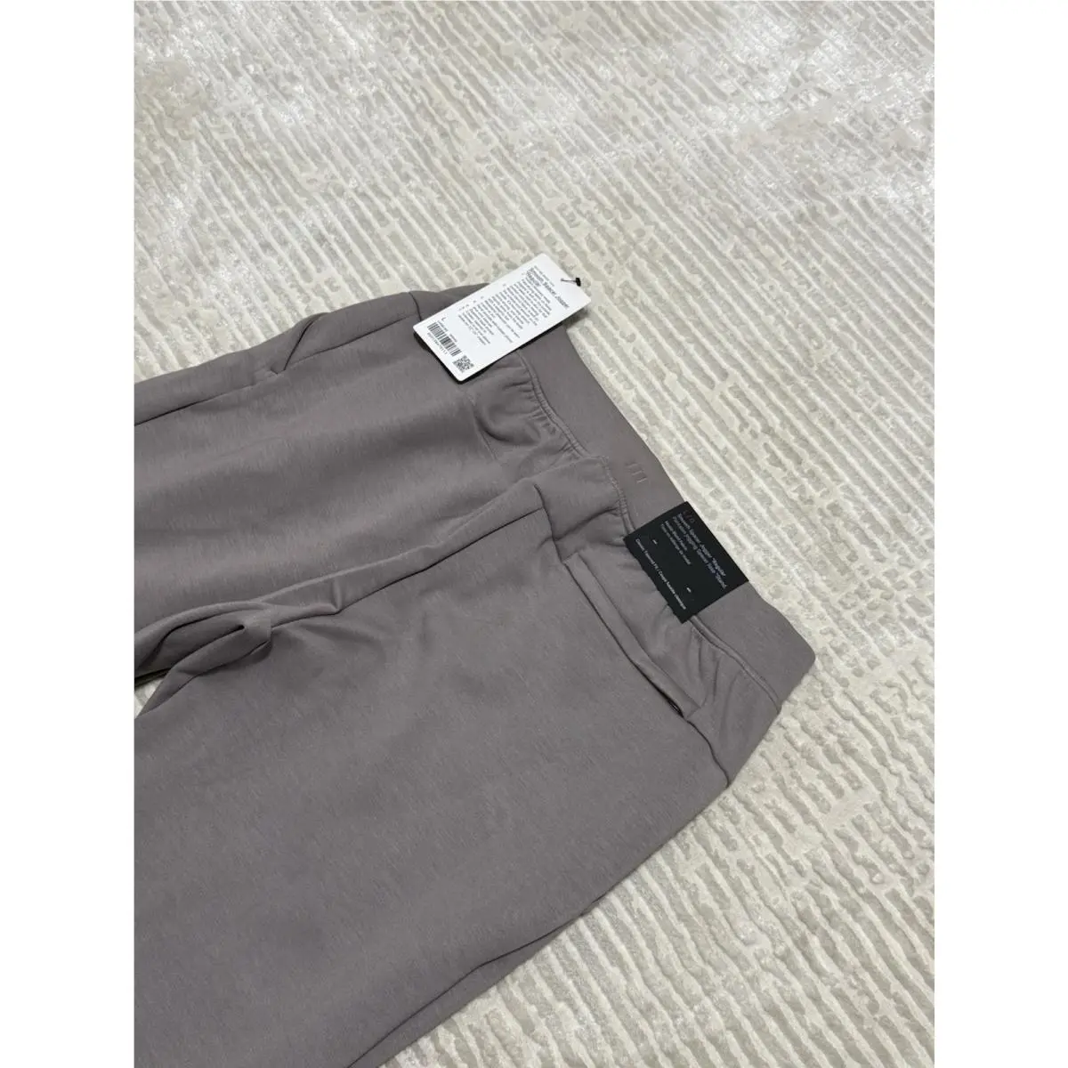 Lululemon clothing - Gray 11