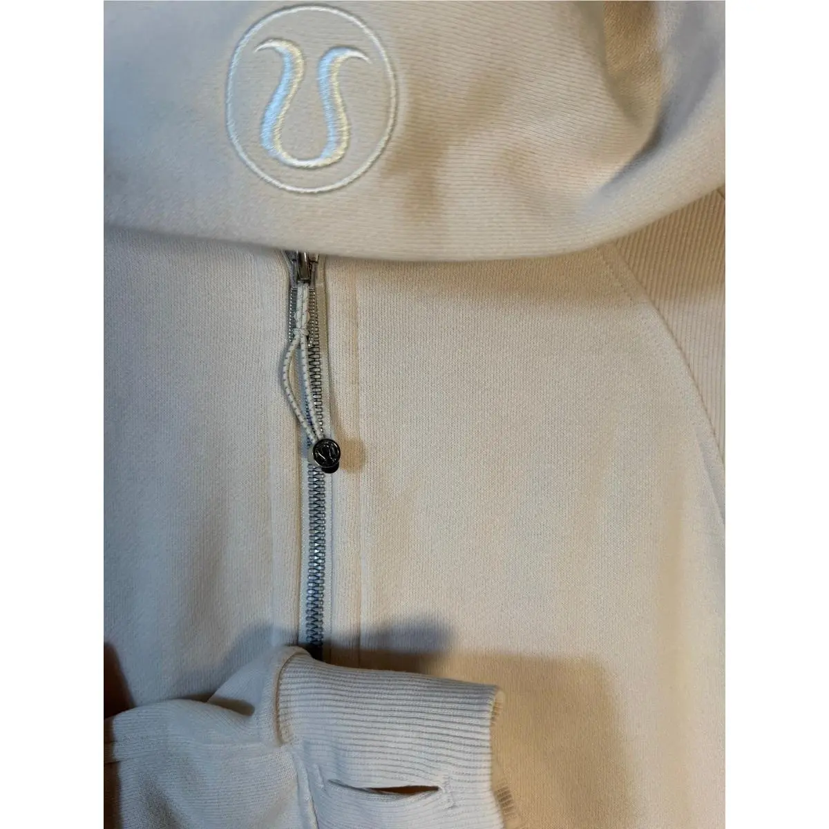 Lululemon clothing - Cream 3