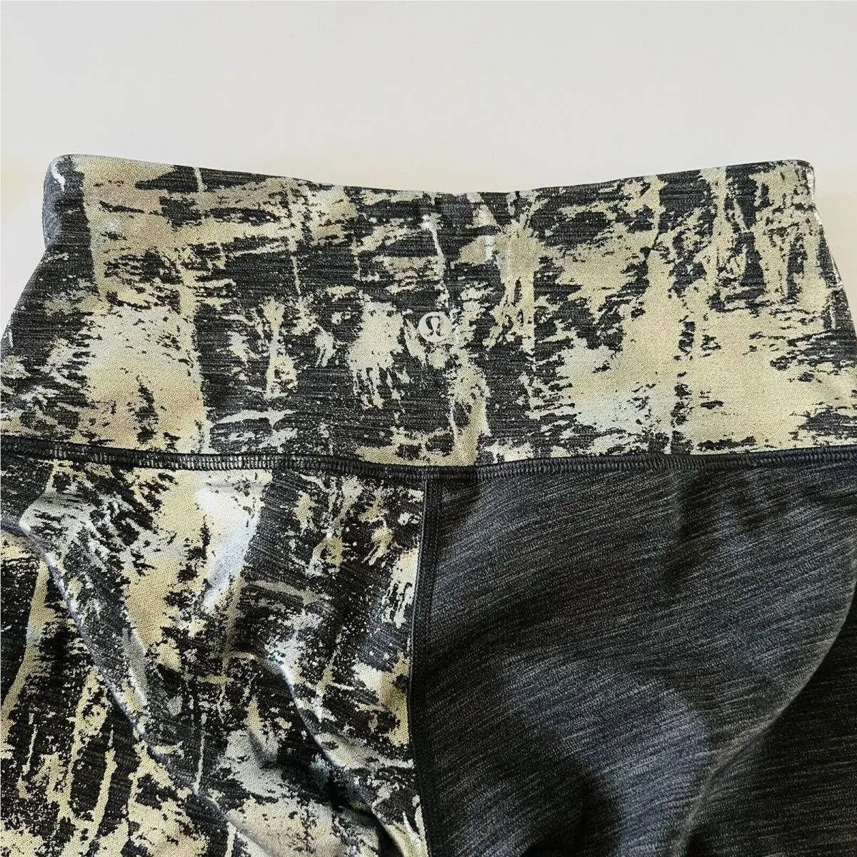 Lululemon clothing - Grey 3