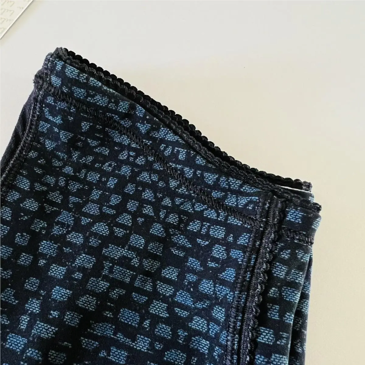 Lululemon clothing - Black 3