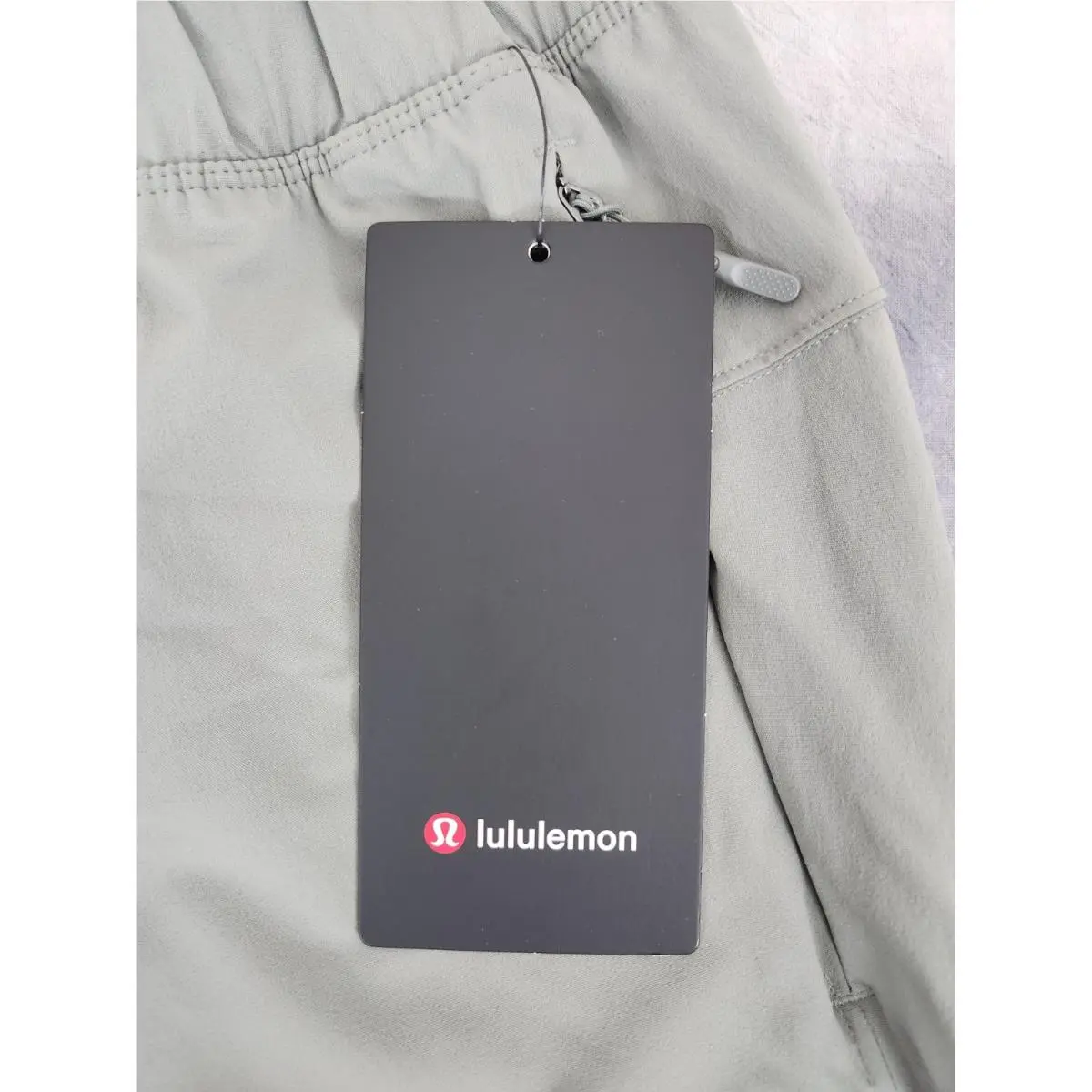 Lululemon clothing - Lululemon Mile Maker - Mile Maker - Willow Leaf 1
