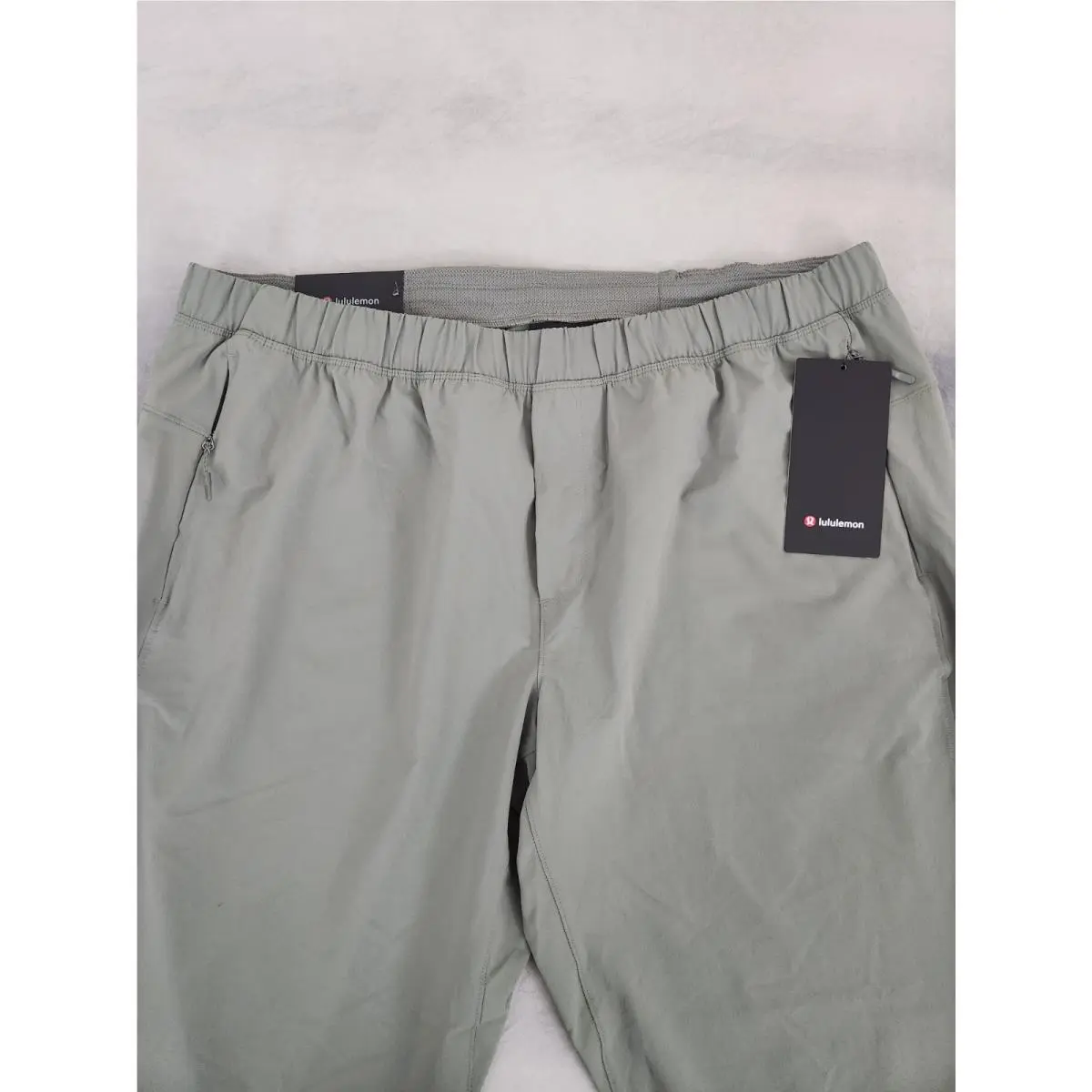 Lululemon clothing - Lululemon Mile Maker - Mile Maker - Willow Leaf 0