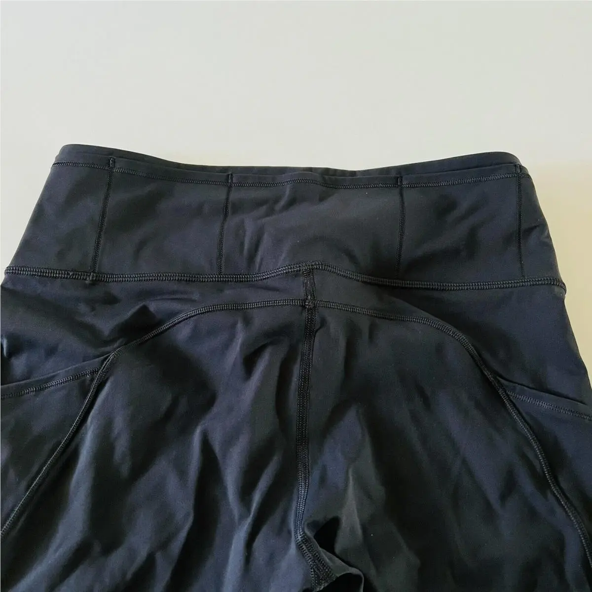 Lululemon clothing - Black 2