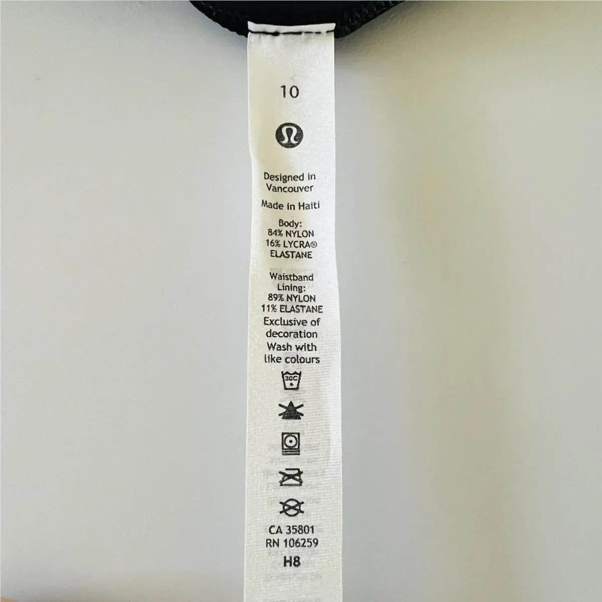 Lululemon clothing - Black 4