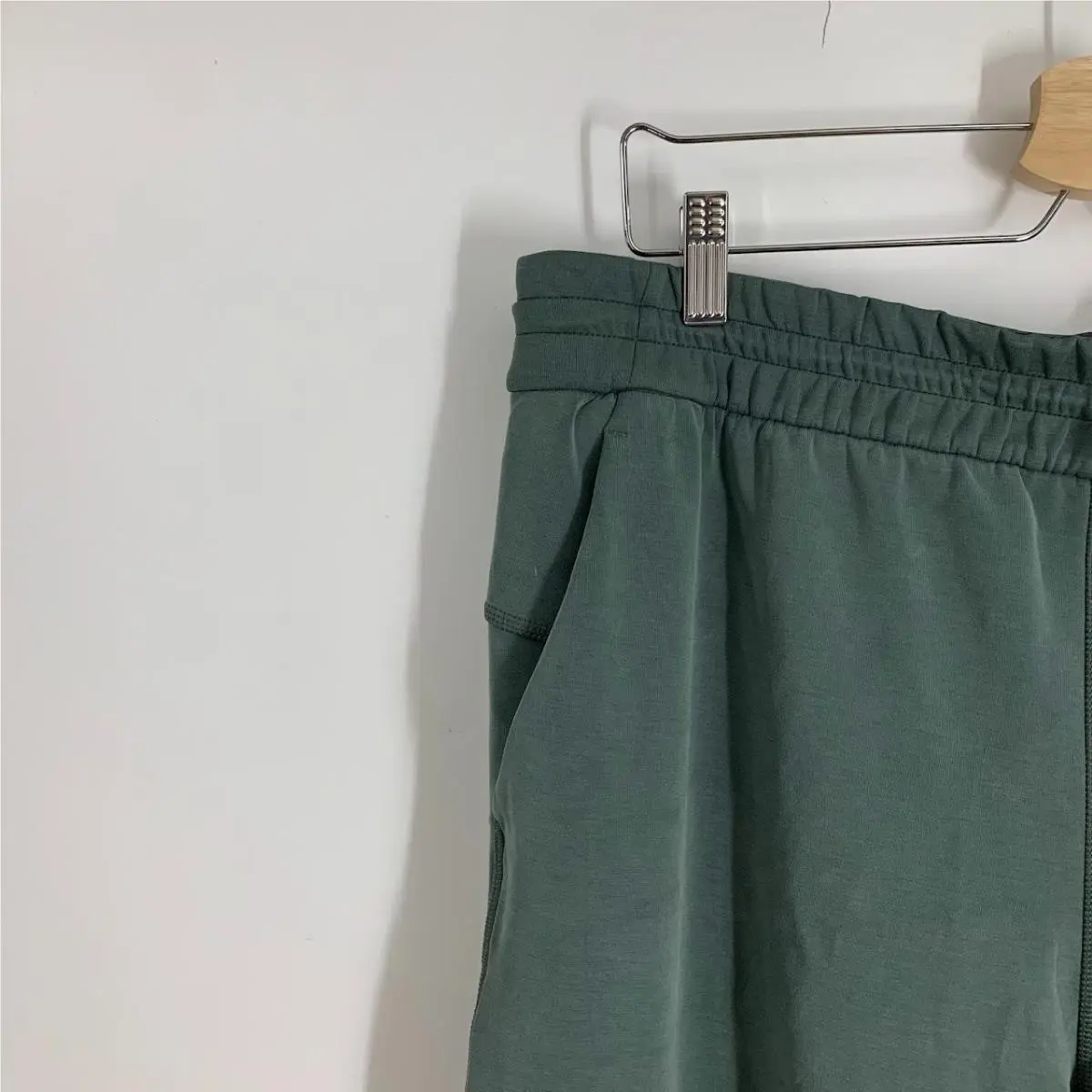 Lululemon clothing - Green 1