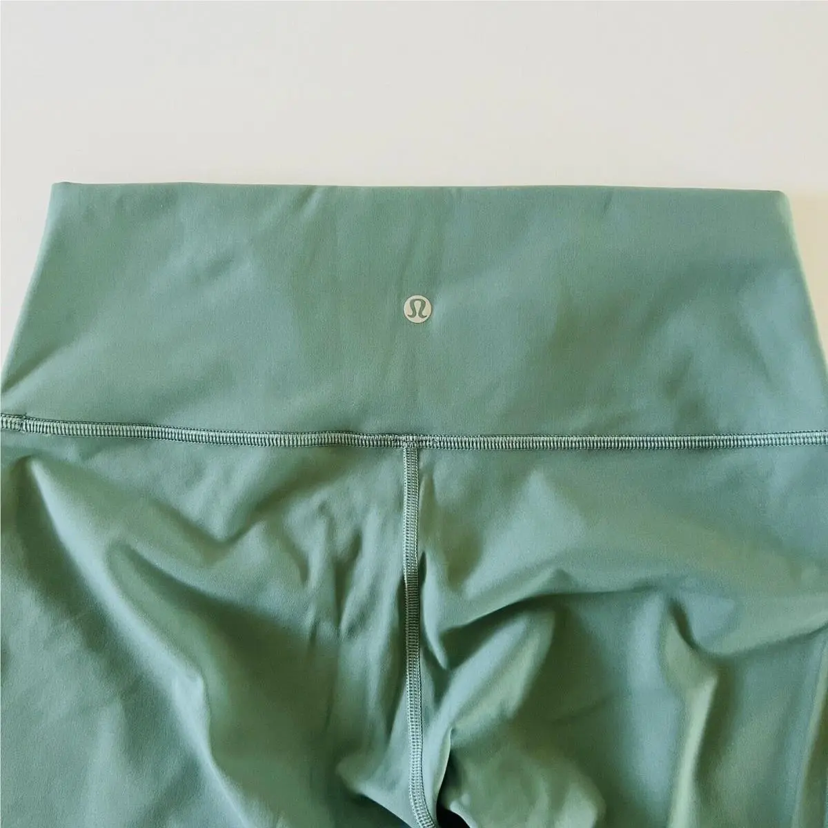 Lululemon clothing - Green 2