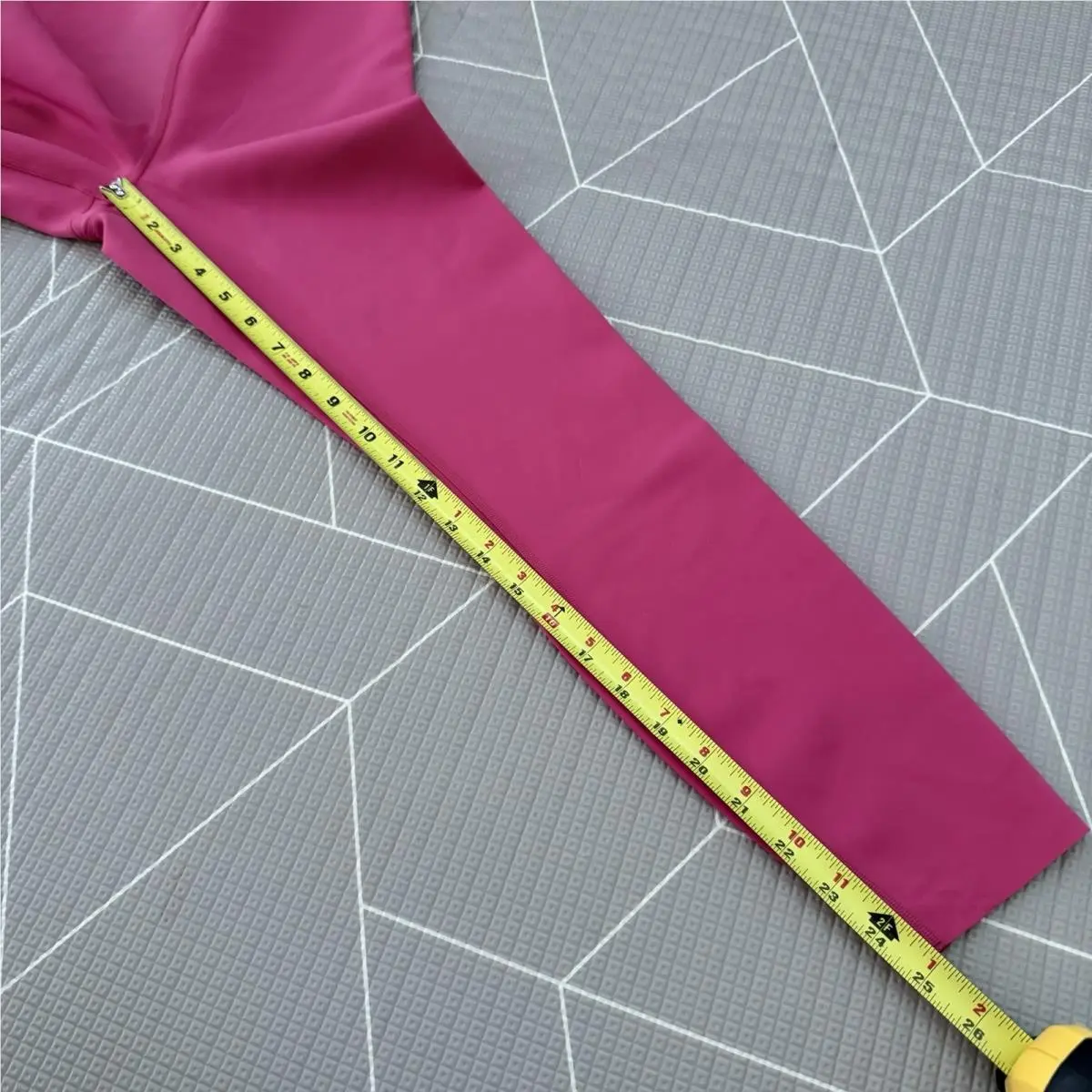 Lululemon clothing - Pink 4