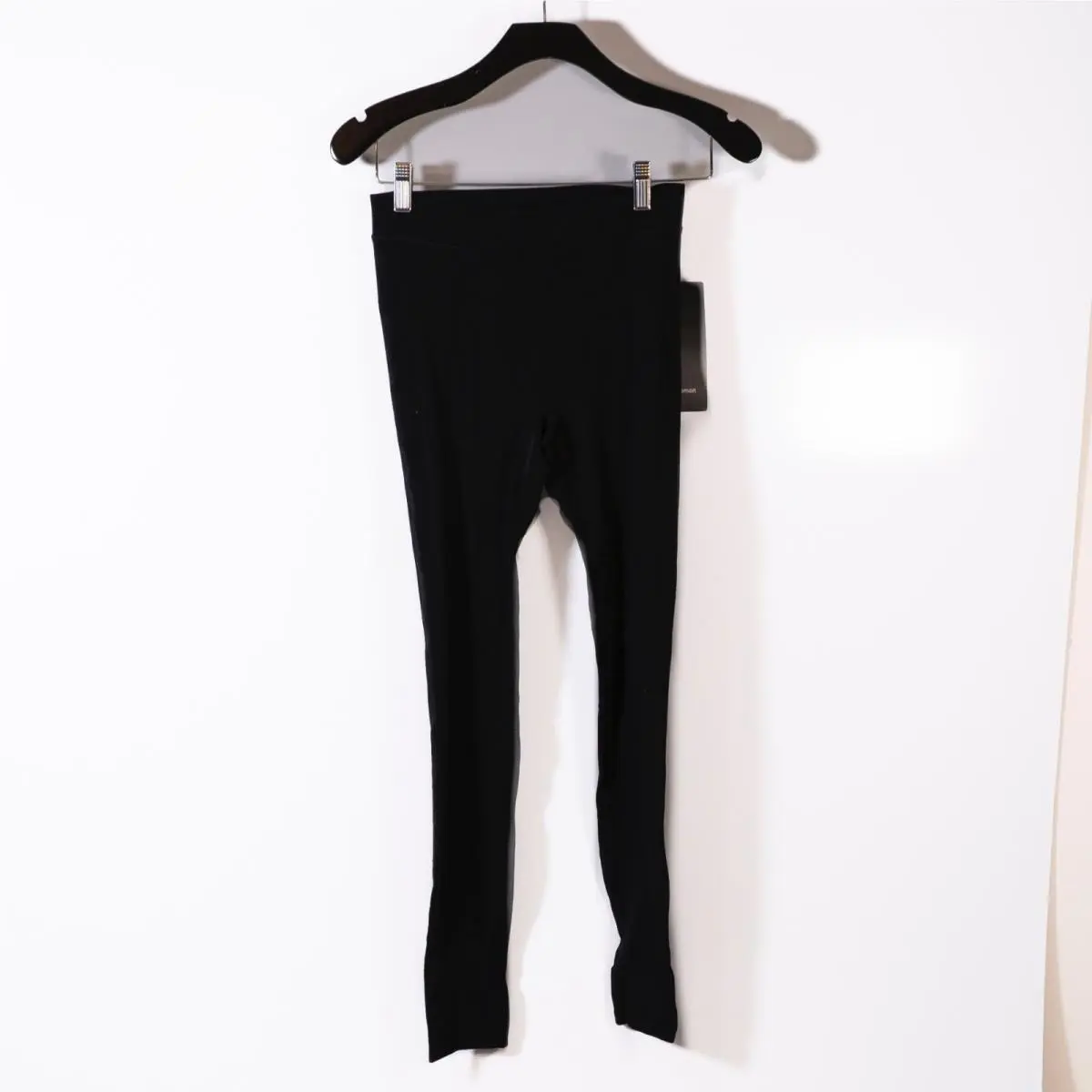 Lululemon Women`s Merino Wool Blend Seamless Base Layer Tight 27 L Black S