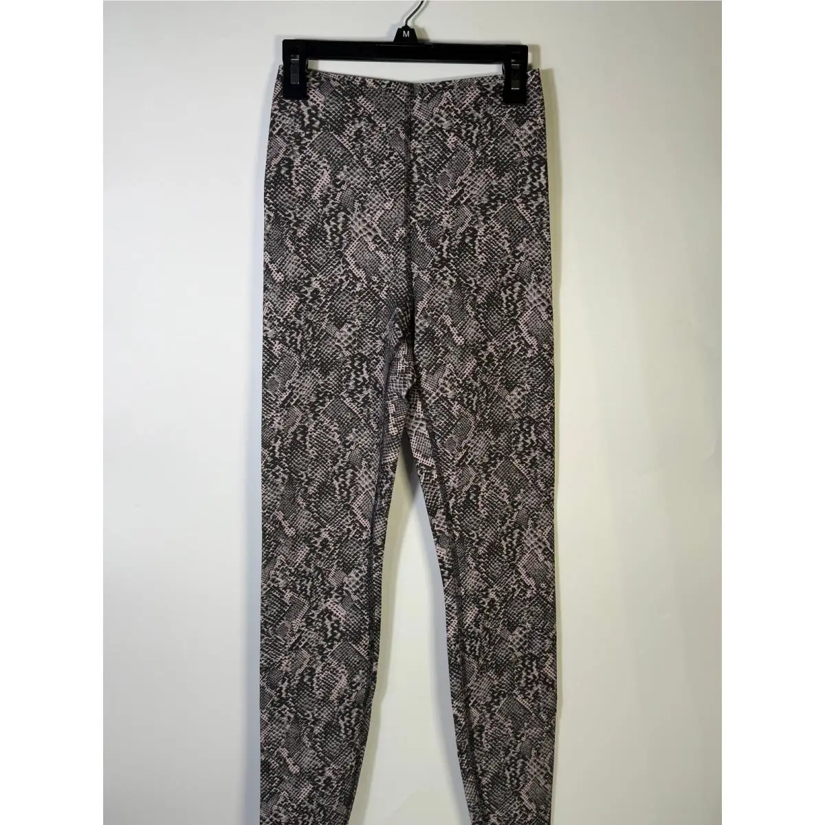 Lululemon clothing - Pink 4