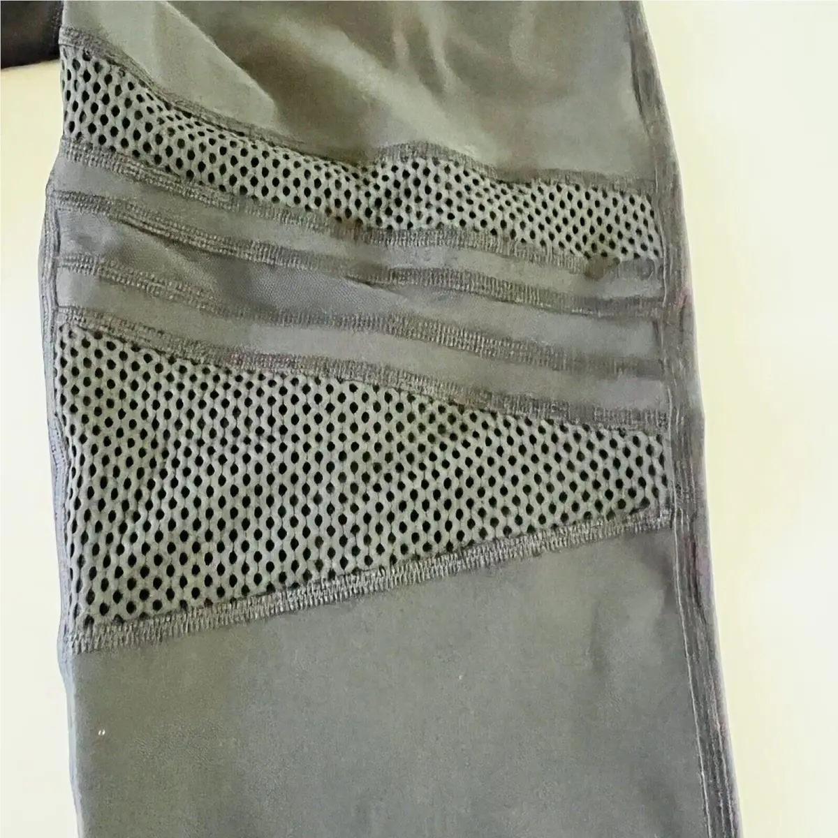 Lululemon clothing - Black 3