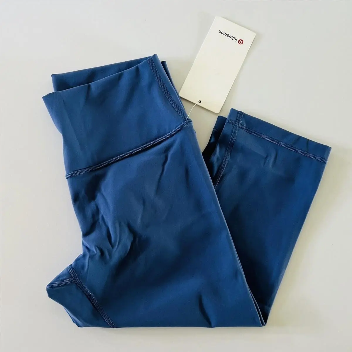 Lululemon Athletica Brilliant Blue Wunder Under HR 1/2 Tight Leggings - US 8