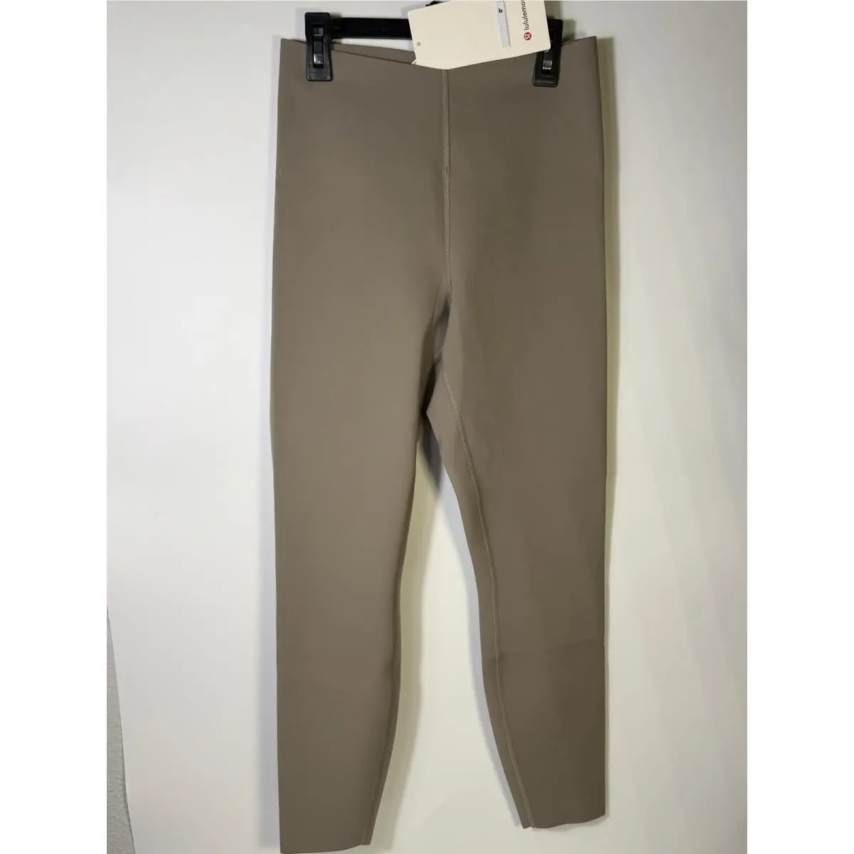 Lululemon clothing - Beige 4