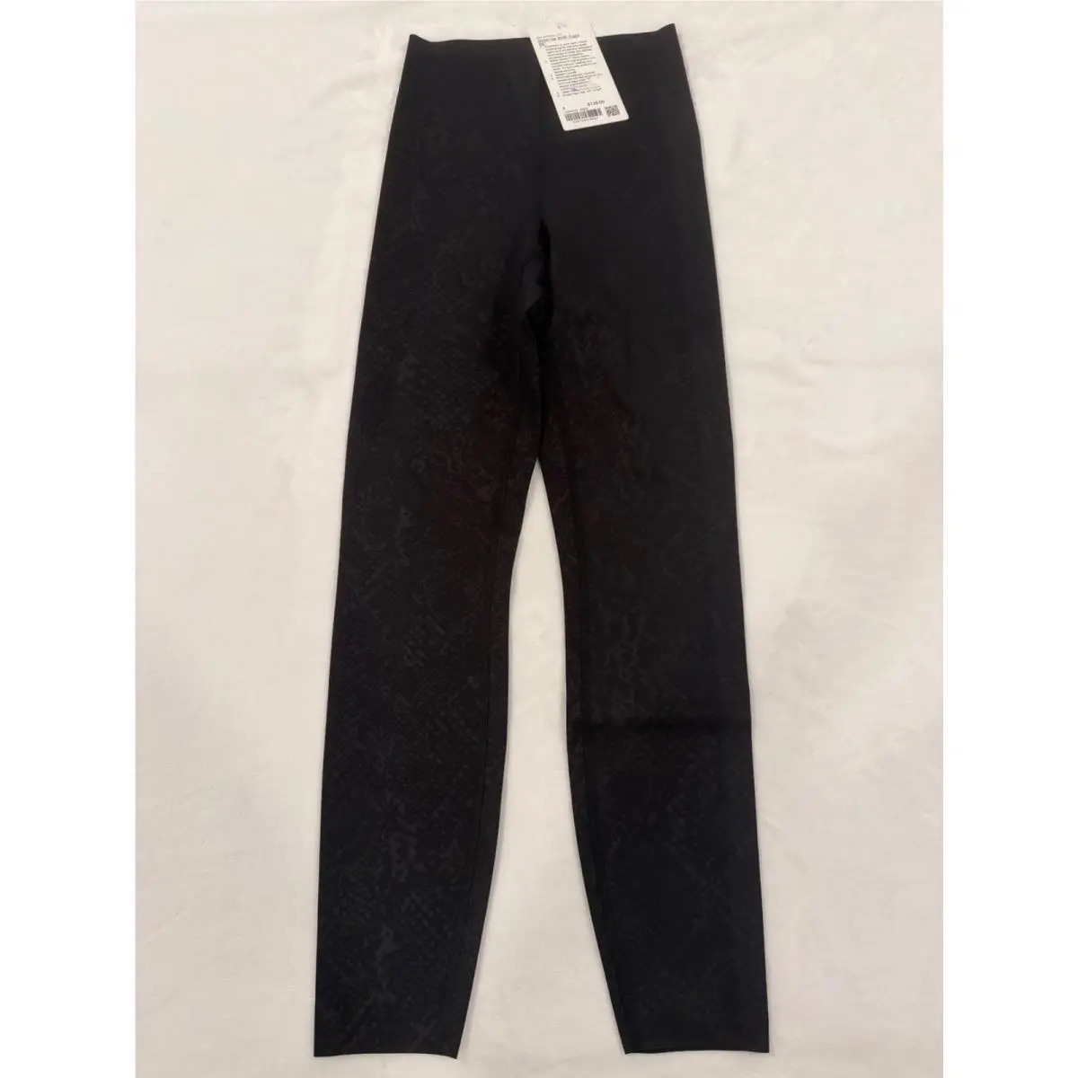 Lululemon Glow UP Shr Tight 25 Black S4EB Size 4