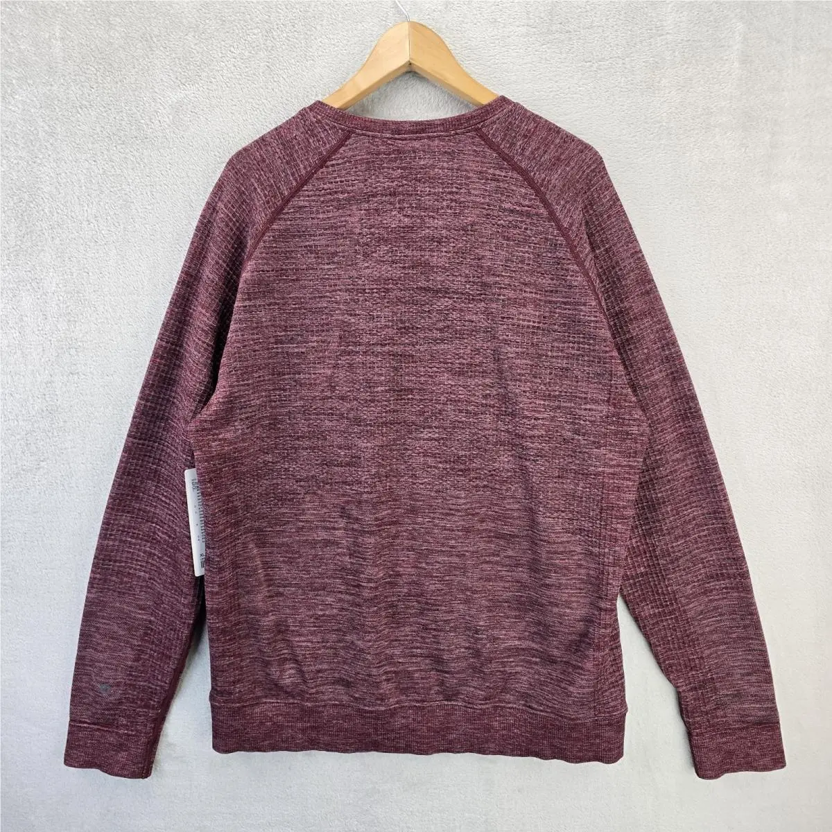 Lululemon clothing - Lululemon Engineered Warmth - Engineered Warmth - Red 8