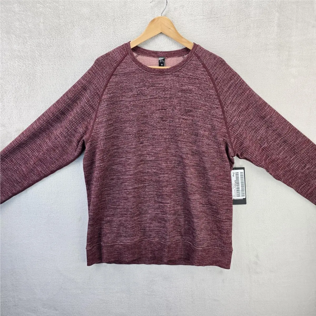 Lululemon clothing - Lululemon Engineered Warmth - Engineered Warmth - Red 0
