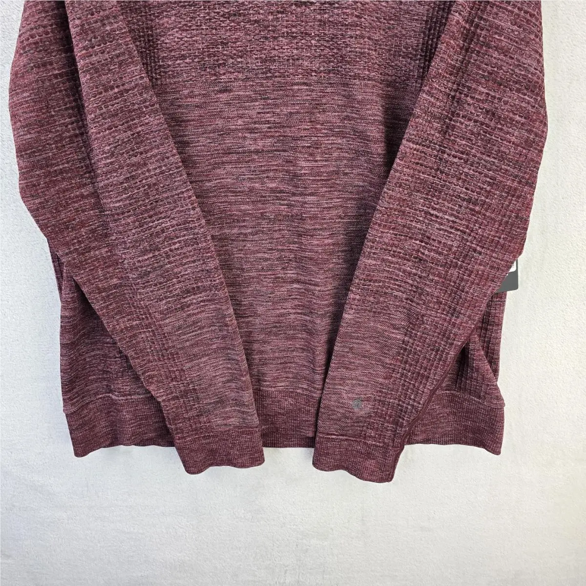 Lululemon clothing - Lululemon Engineered Warmth - Engineered Warmth - Red 2