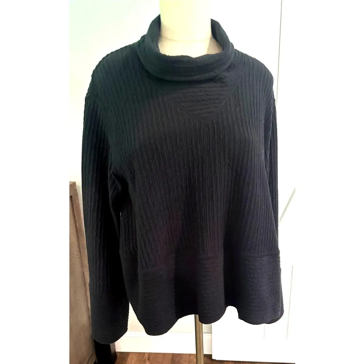 Lululemon Black Cotton Blend Retreat Yourself Pullovef LS High Neck Top M/l