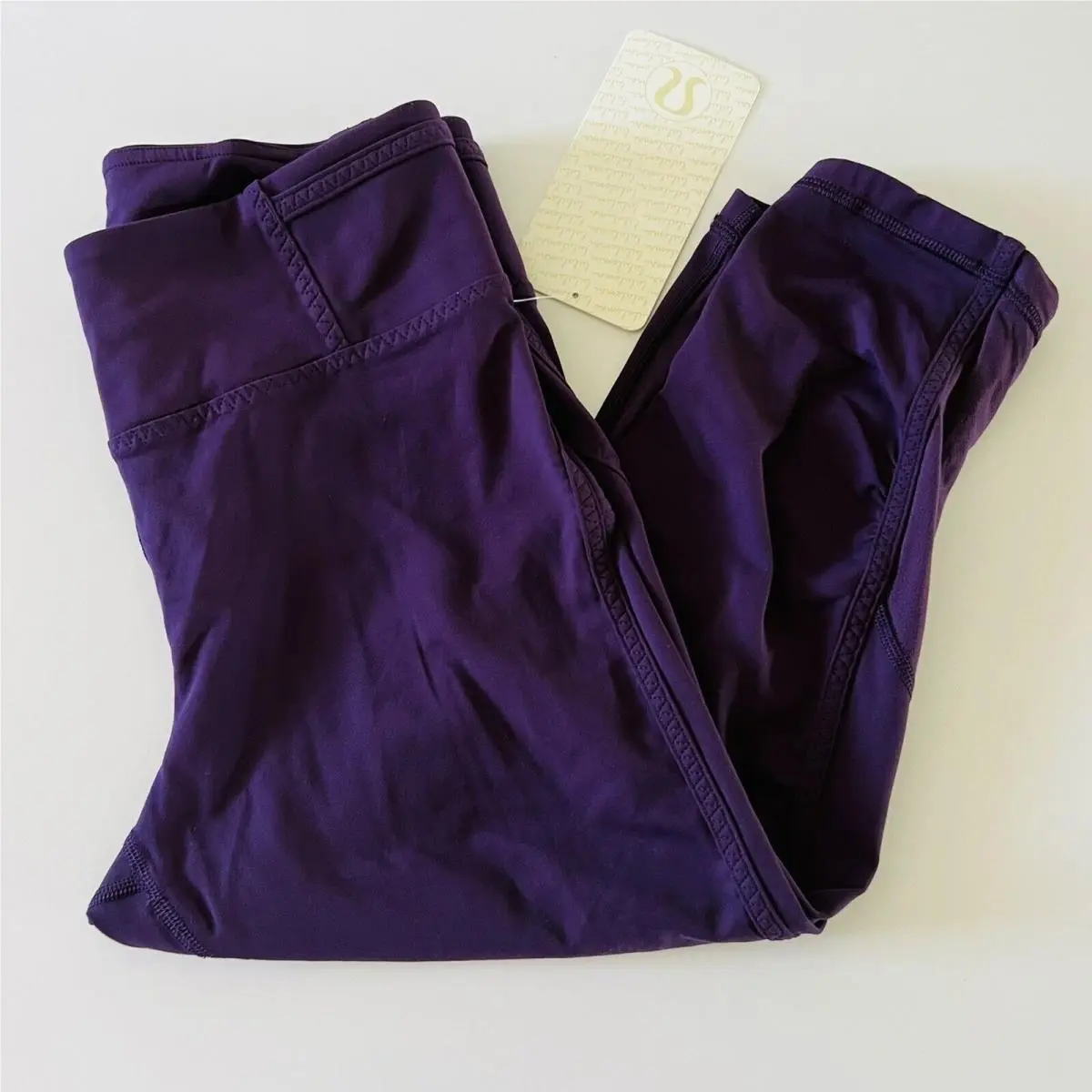 Lululemon Athletica Deep Zinfandel Real Quick Crop Leggings - US 6
