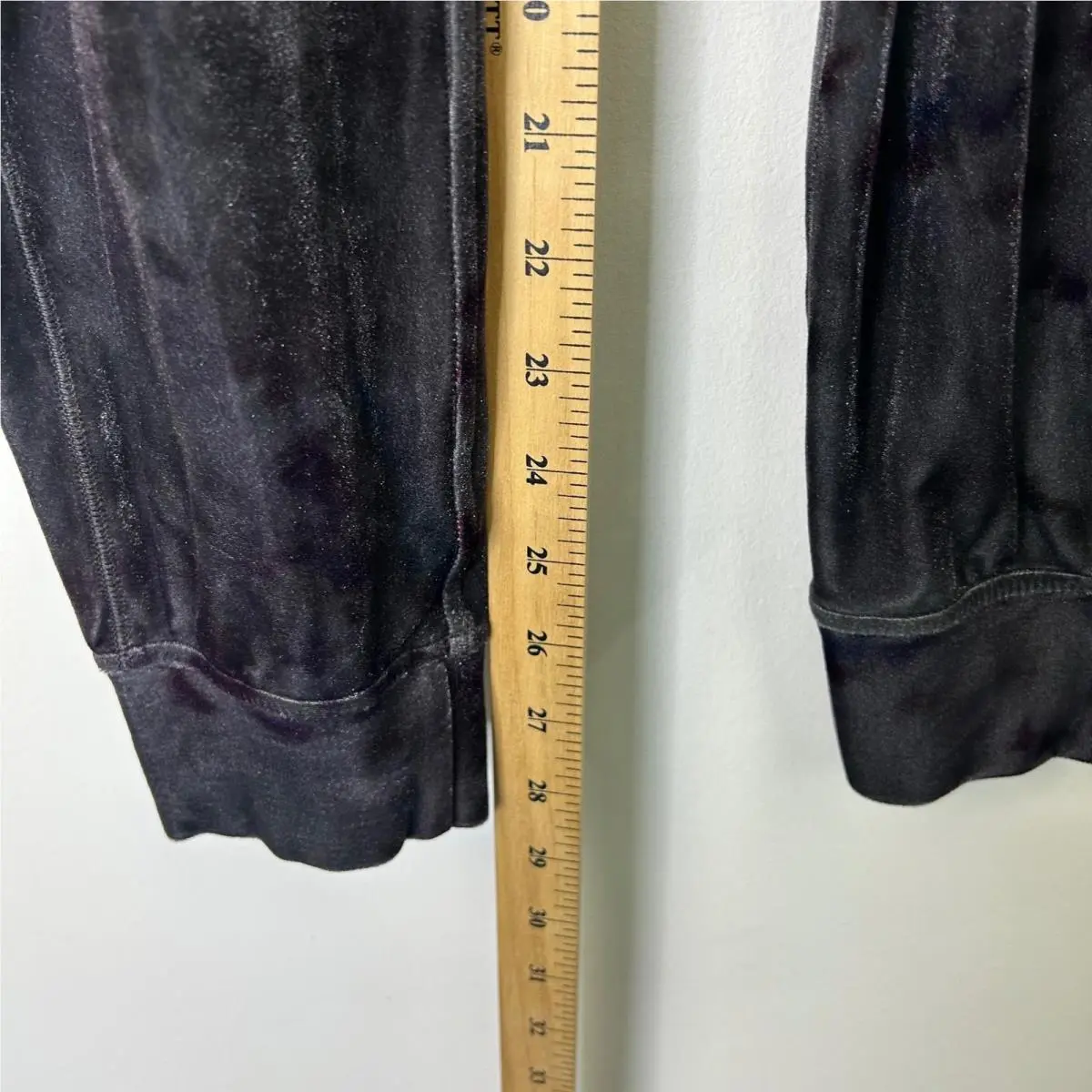 Lululemon clothing - Gray 2