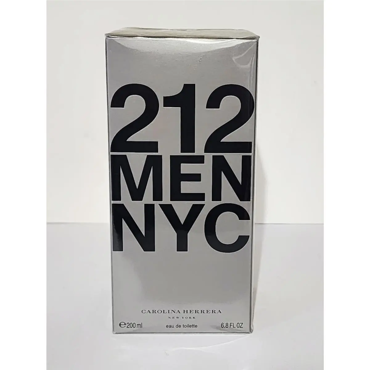 212 Nyc 6.7oz Men`s Eau De Toilette Spray by Carolina Herrera
