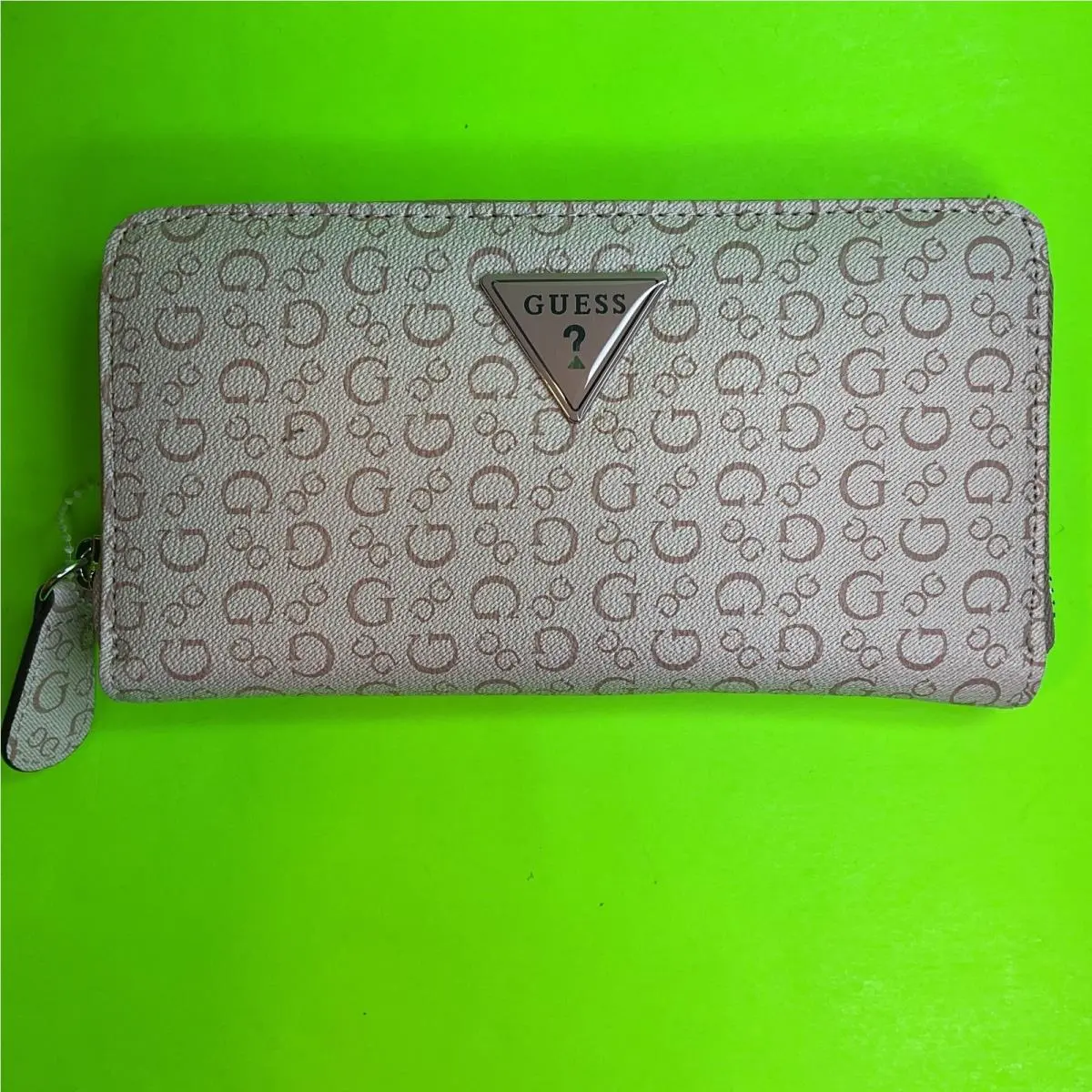 Guess Los Angeles Women’s Wallet Pink W/silver
