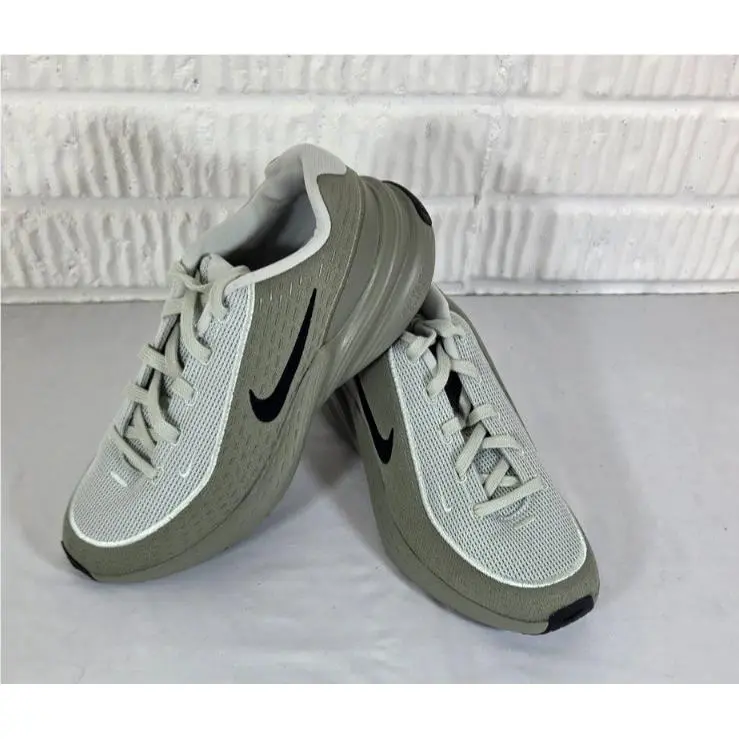 Nike Uplift SC Shoes Men`s Size 8 Light Silver Black Light Army IB2765 007