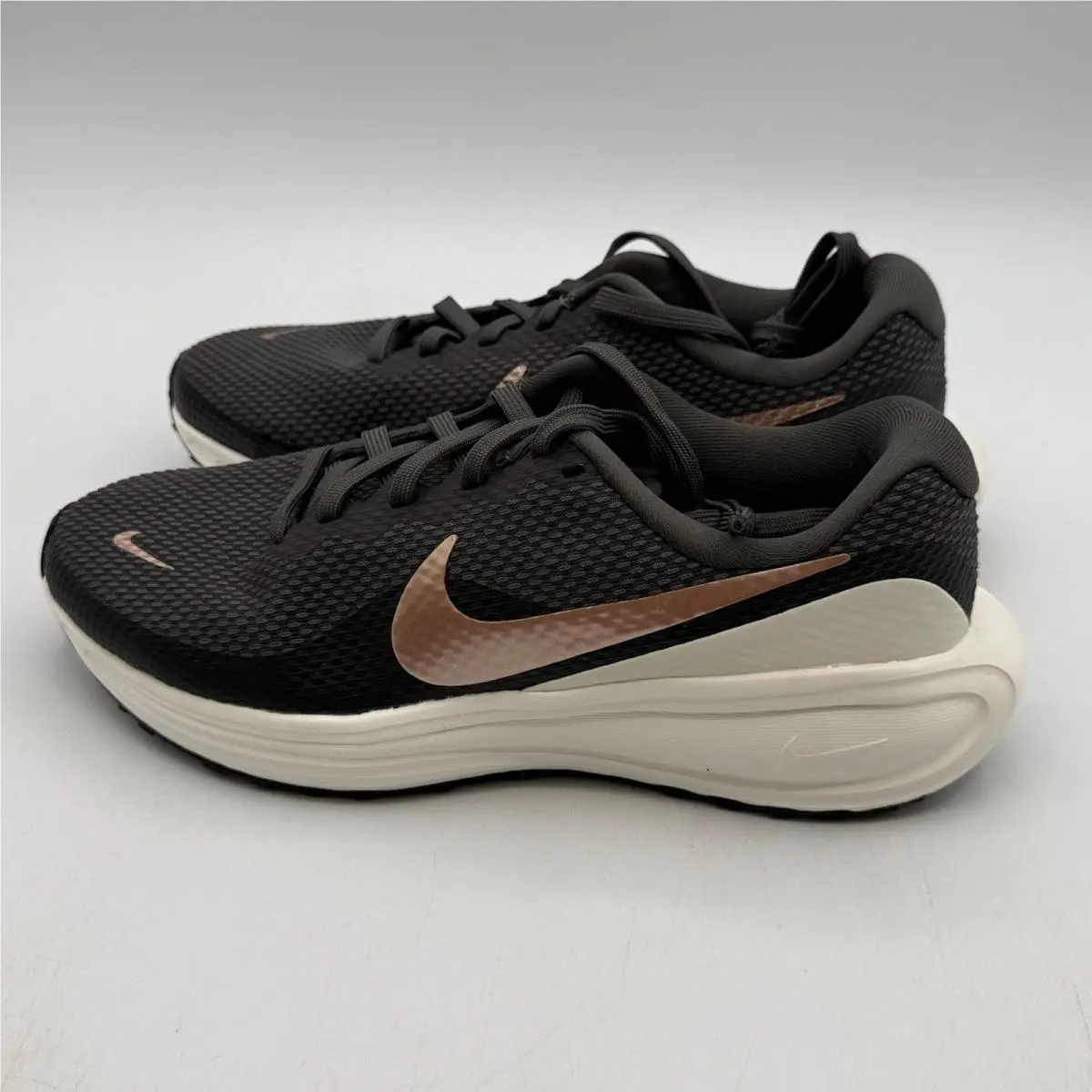 Nike shoes - Nike Revolution 8 - Revolution - Gray 2