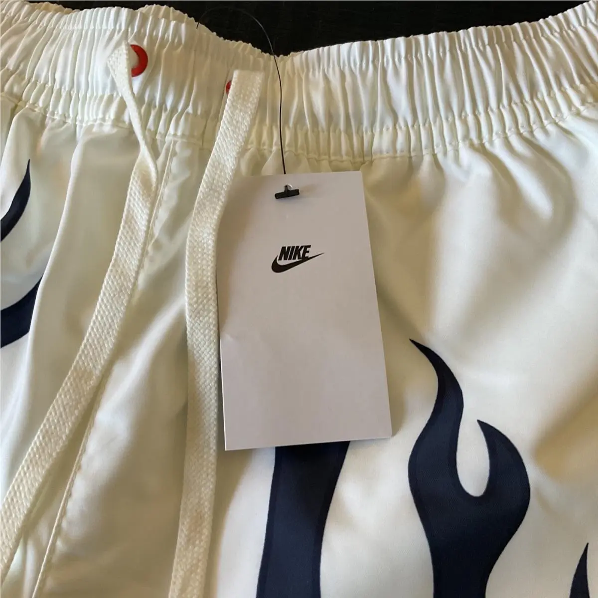 Nike clothing - White (UPC: 0196150452575) 2