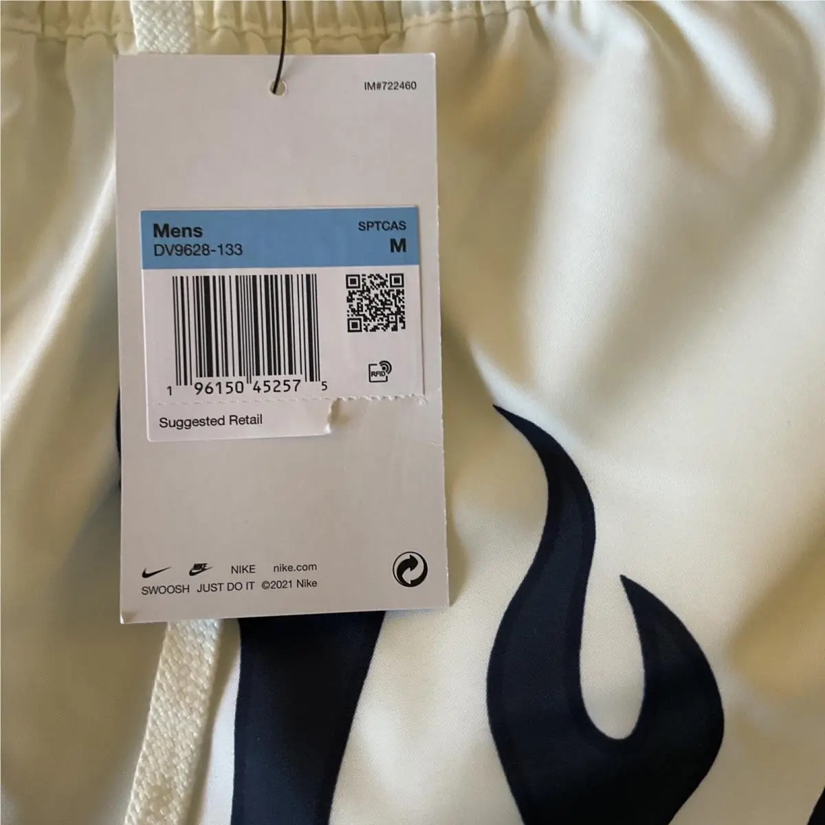 Nike clothing - White (UPC: 0196150452575) 5