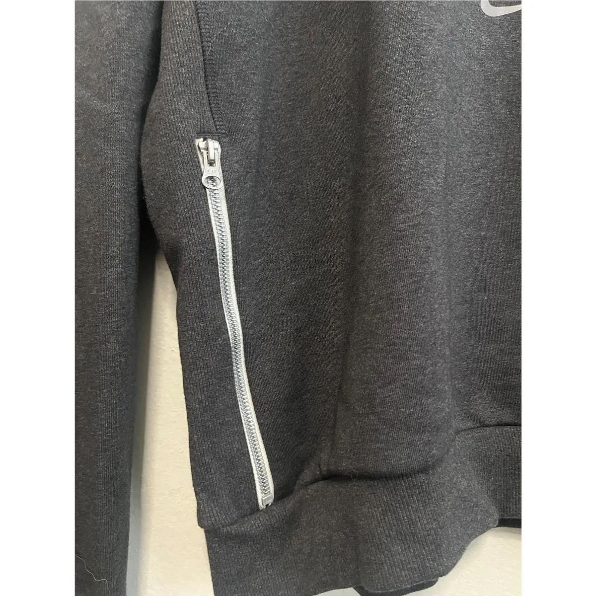 Nike clothing - Charcoal Gray 1