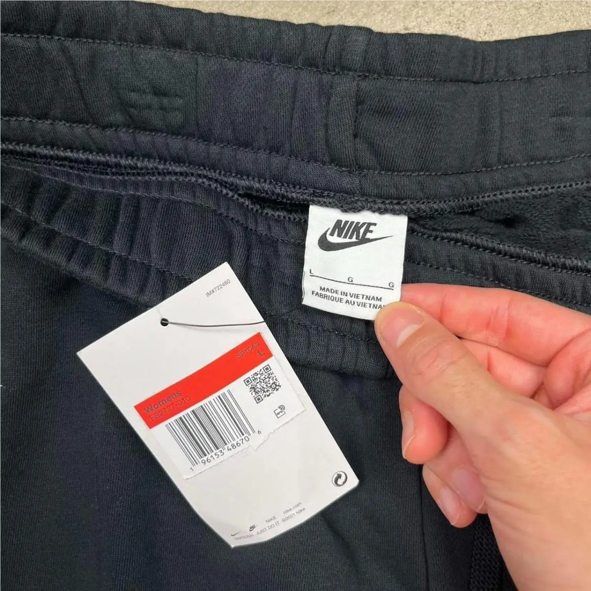 Nike clothing - Black 1