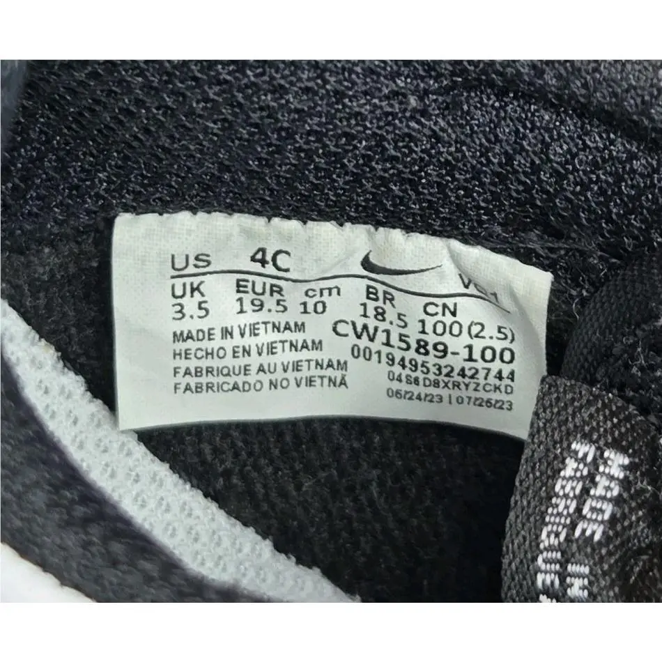 Nike shoes - Black 8