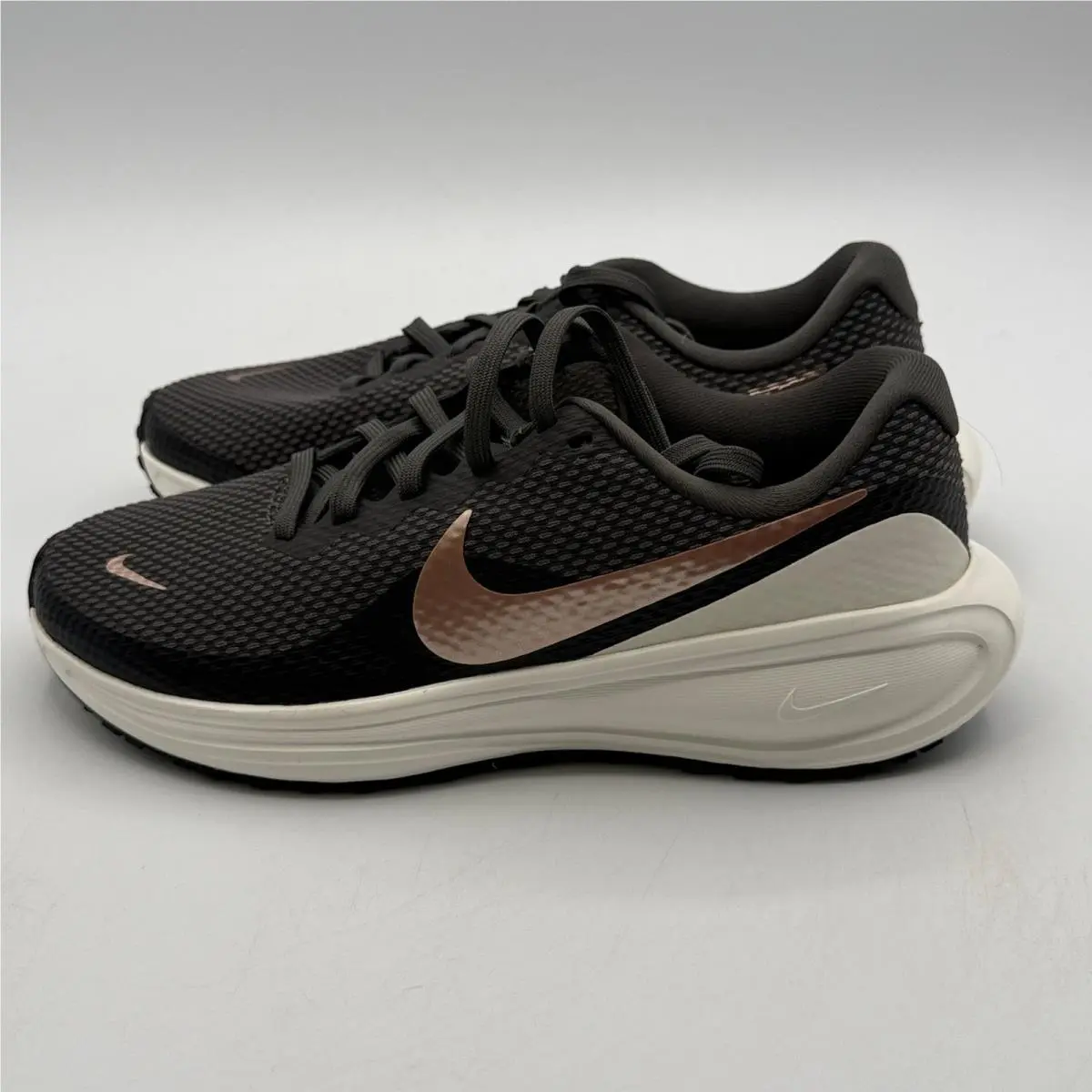 Nike shoes - Nike Revolution 8 - Revolution - Gray 2