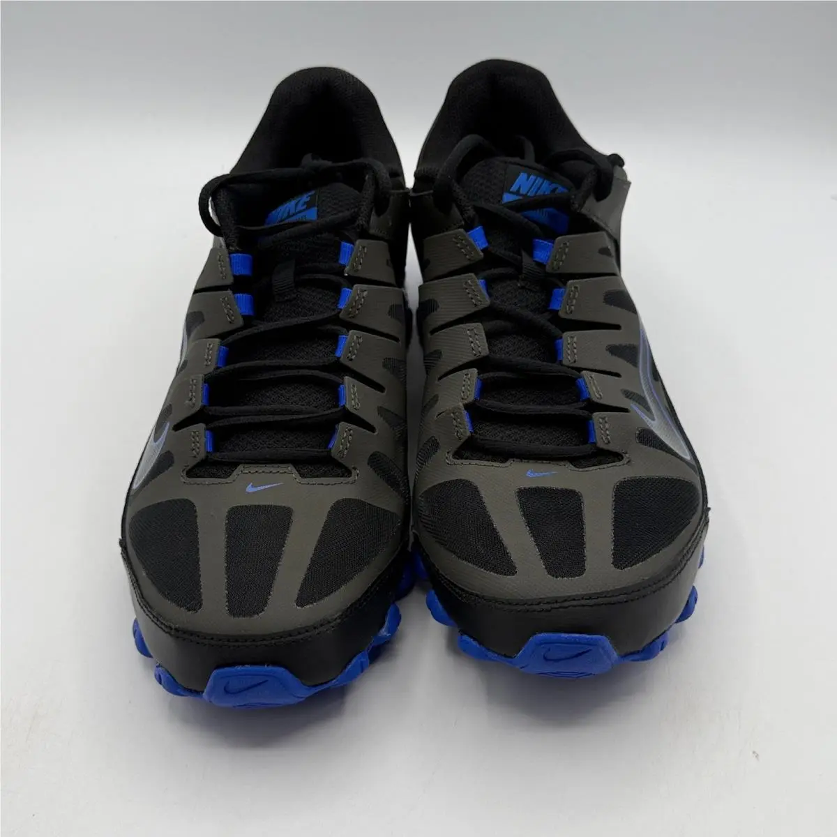 Nike shoes - Nike Reax 8 TR Mesh - Gray 1