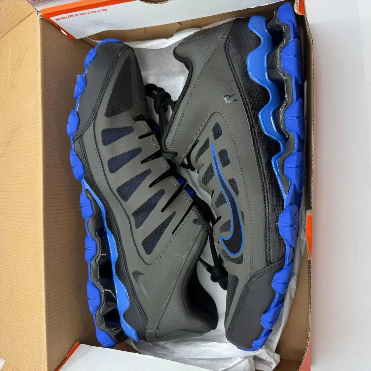 Nike shoes - Nike Reax 8 TR Mesh - Gray 5