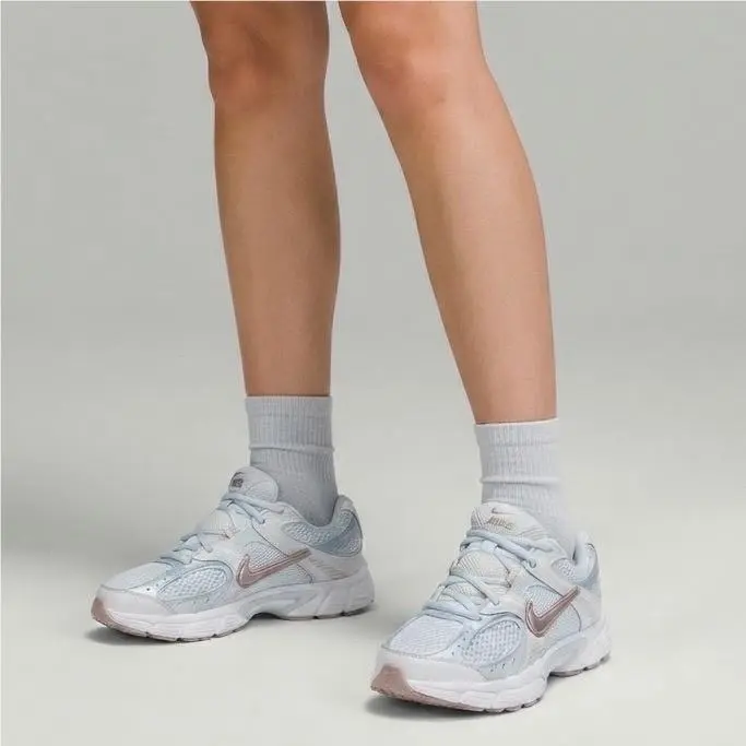 Nike V5 Rnr GS / Womens 8 Aura Moon Particle Sneakers Shoes 6.5Y HQ6411-400⁠