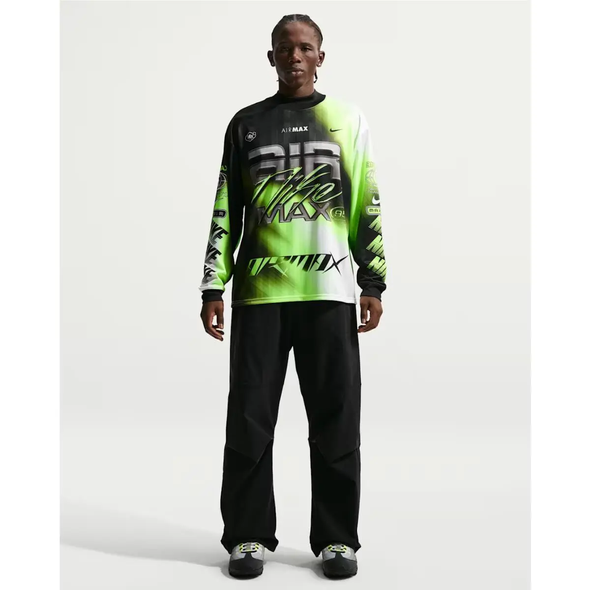 Nike clothing - VOLT/BLACK/WHITE (UPC: 198728549434) 2